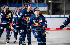 Voller Fokus auf die DEL: Red Bulls wollen Lauf in Schwenningen fortsetzen 