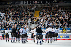 Team und Fans Team und Fans