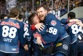 Heute vor 100 Tagen: Meister-Ekstase der Red Bulls im Video Heute vor 100 Tagen: Meister-Ekstase der Red Bulls im Video