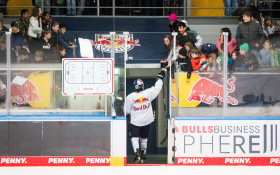 Around 1000 children at the Red Bulls training