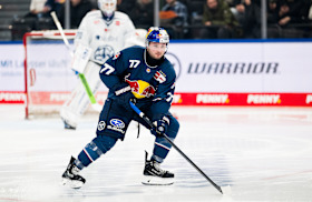 EHC Red Bull München will be without forward Adam Brooks for several weeks