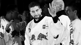 EHC Red Bull München mourns the loss of Tobias Eder