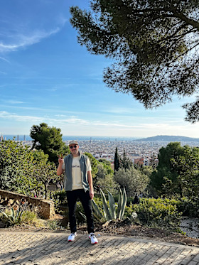 Gabriel Fontaine vor Skyline