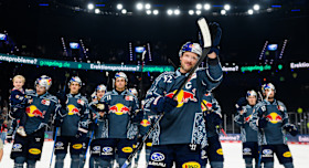Torpremieren, heiße Powerplays und Derby-Jubler: Red Bulls nehmen Fahrt auf