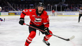 Red Bull München verpflichtet Charlotte Checkers-Kapitän Trevor Carrick