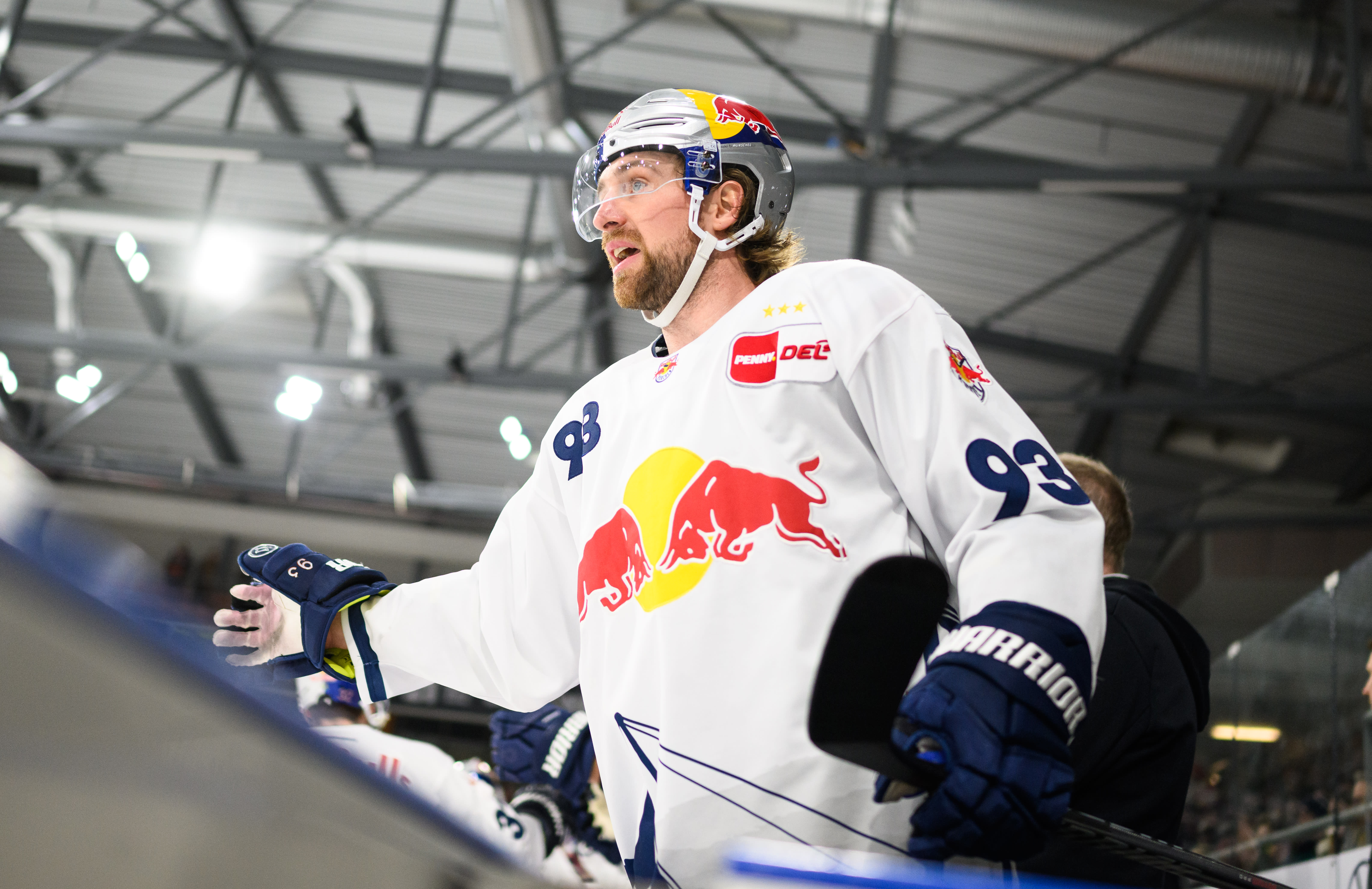 DEL Maximilian Kastner mit Jubiläum für den EHC Red Bull München